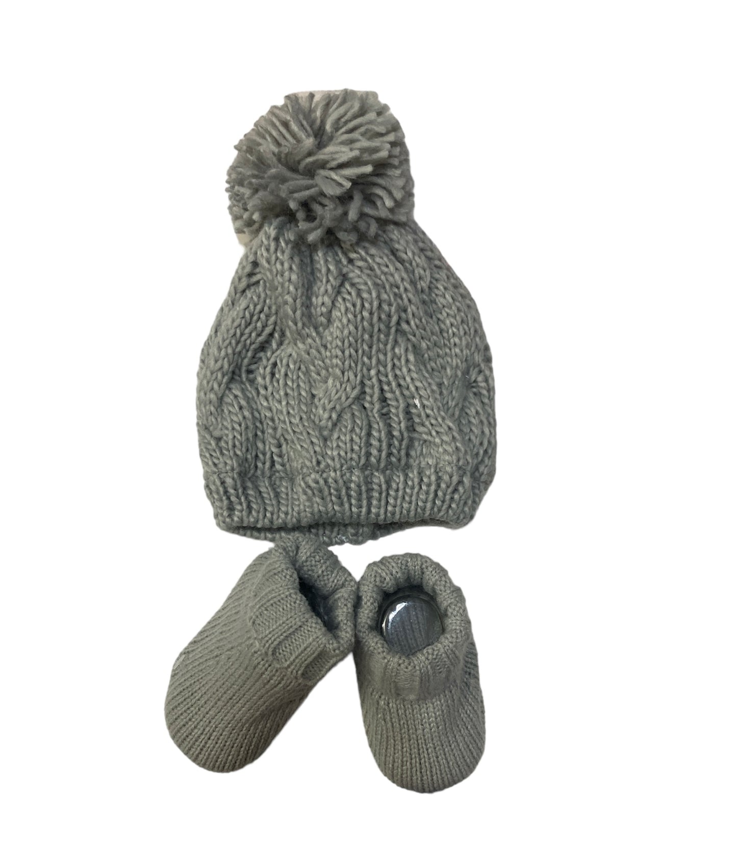 Gorro + calcetas estilo crochet gris